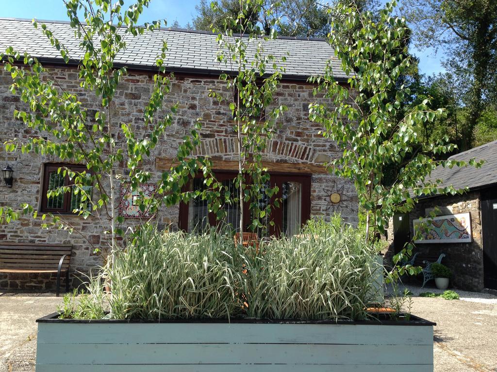 Petrock Holiday Cottages Newton Saint Petrock Экстерьер фото
